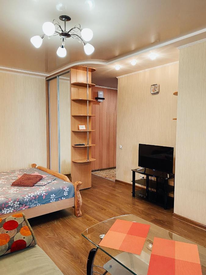 Apartment - Sobornyi Prospekt 97 Zaporizhia Exterior foto
