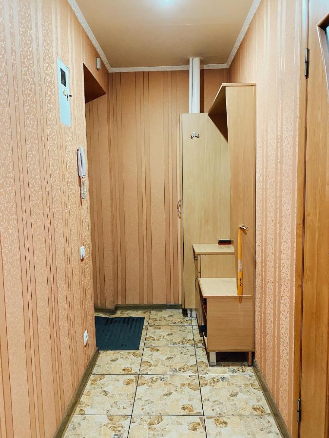 Apartment - Sobornyi Prospekt 97 Zaporizhia Exterior foto
