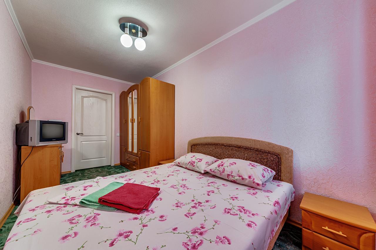 Apartment - Sobornyi Prospekt 97 Zaporizhia Exterior foto